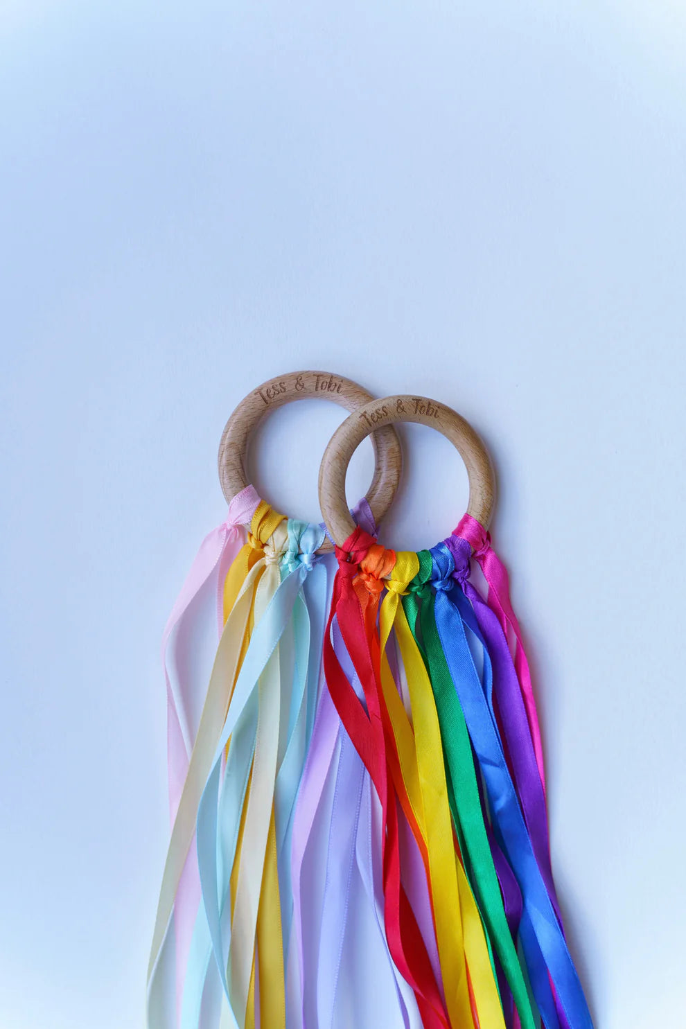 🌈Handvlieger met linten | danslinten | Regenboog